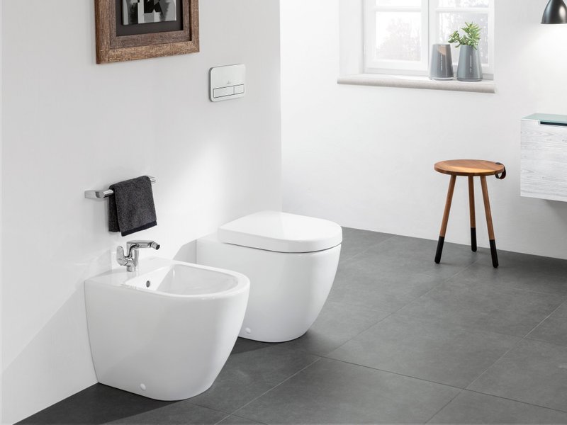Унитаз приставной напольный Villeroy & Boch Subway 2.0 5602R0R1